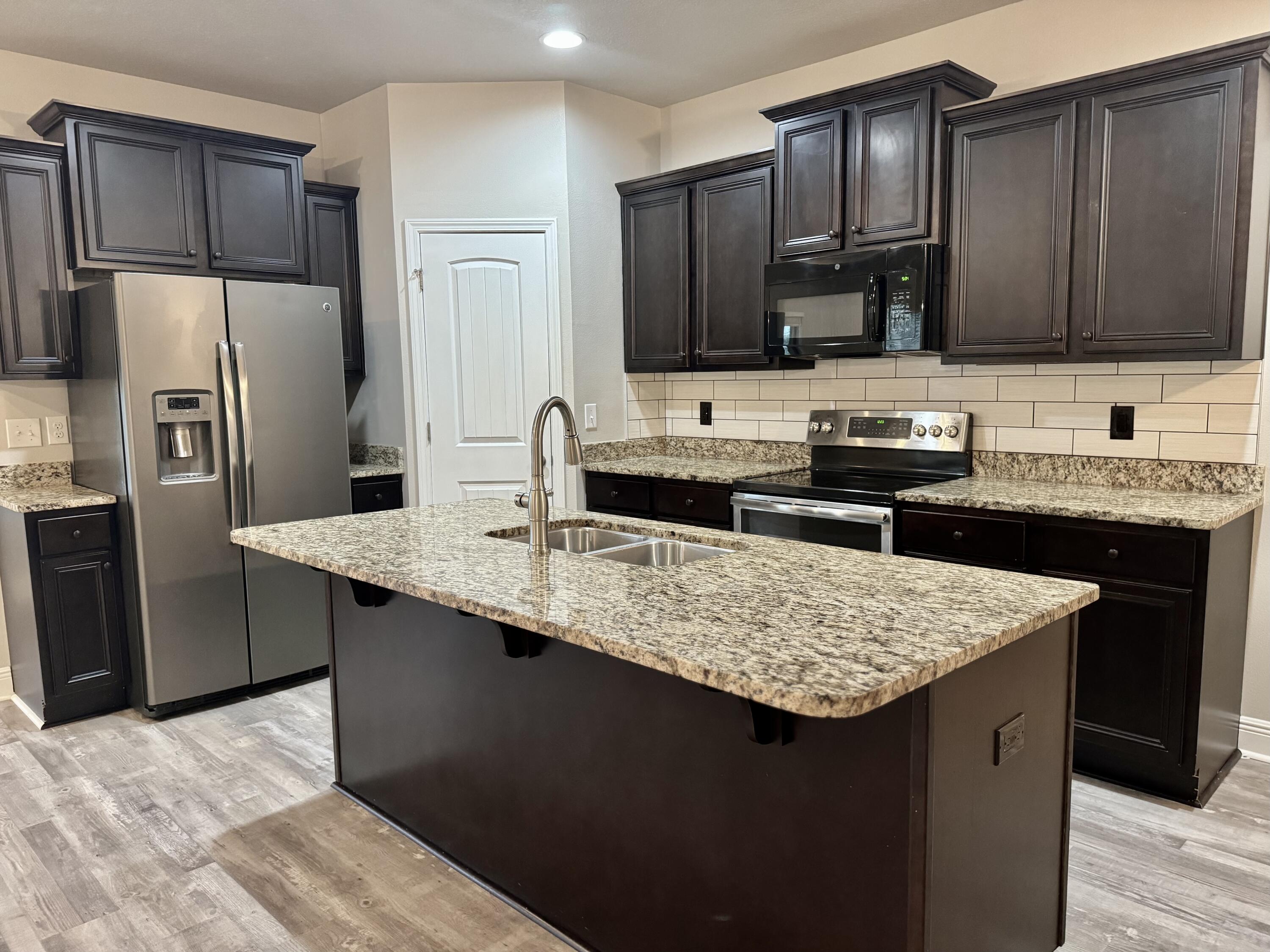 DRIFTWOOD ESTATES - Residential Lease