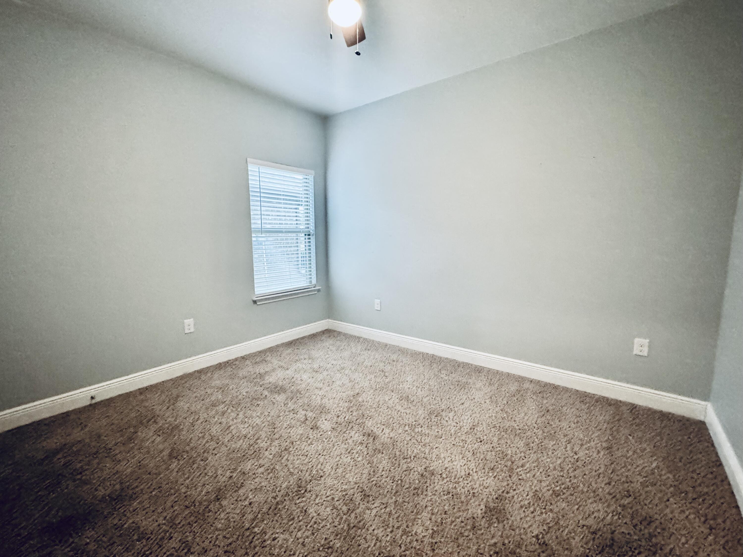 DRIFTWOOD ESTATES - Residential Lease