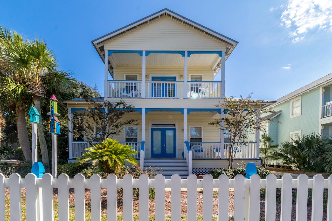 CRYSTAL BEACH - Residential