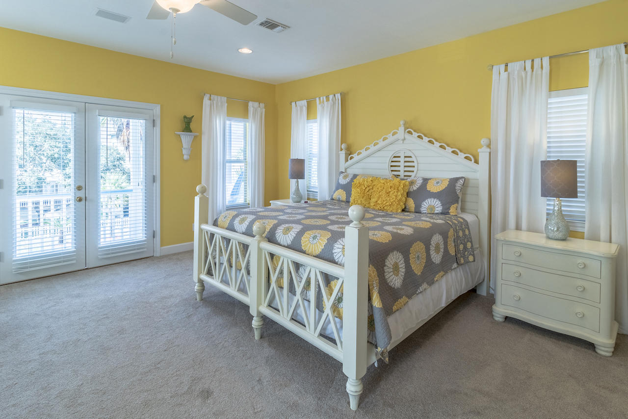 CRYSTAL BEACH - Residential