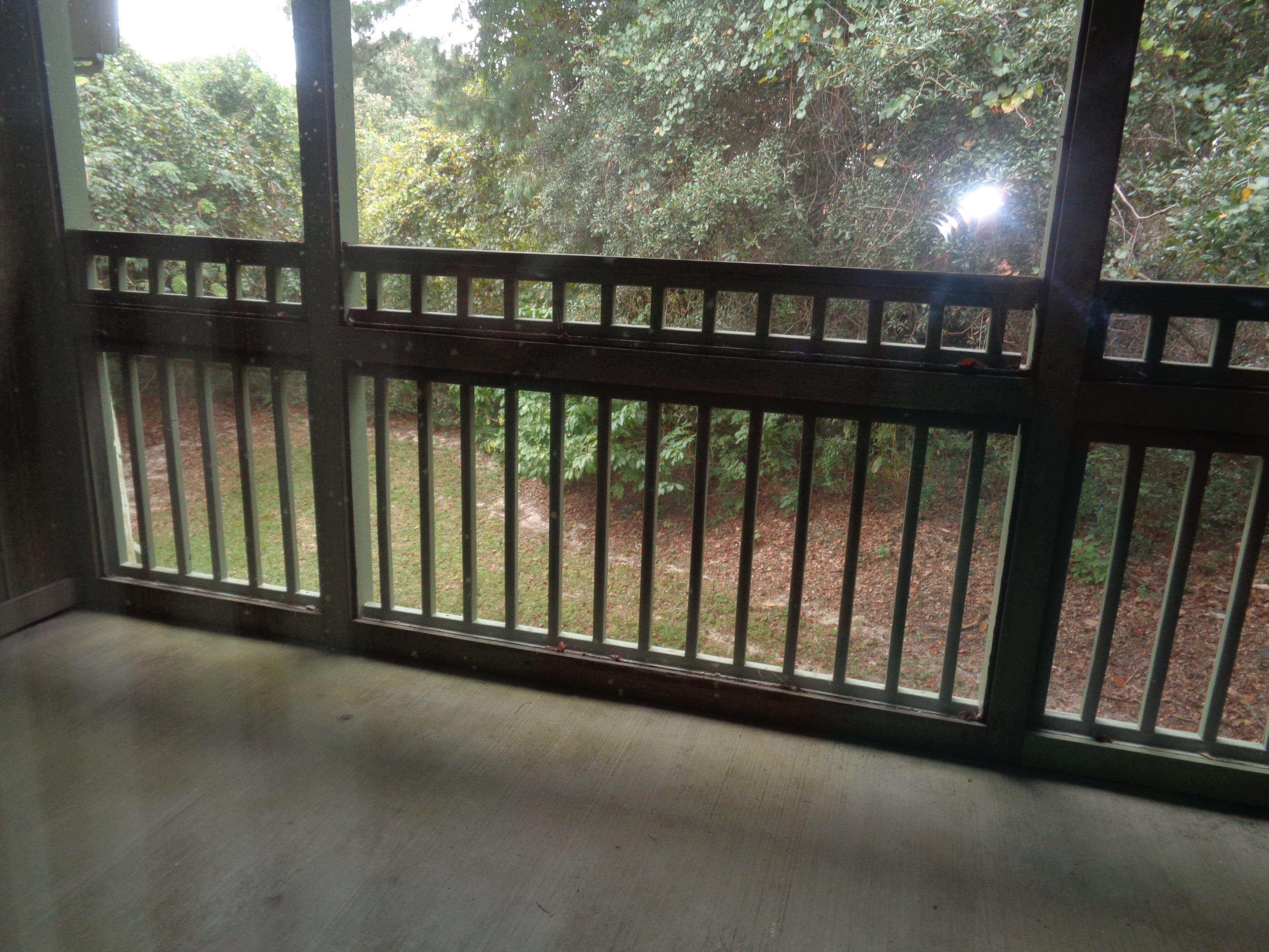 Newly renovated Garden Oaks unit within the last year. The second floor has private screened porch. Washer & dryer included. This upscale condo is beautiful.