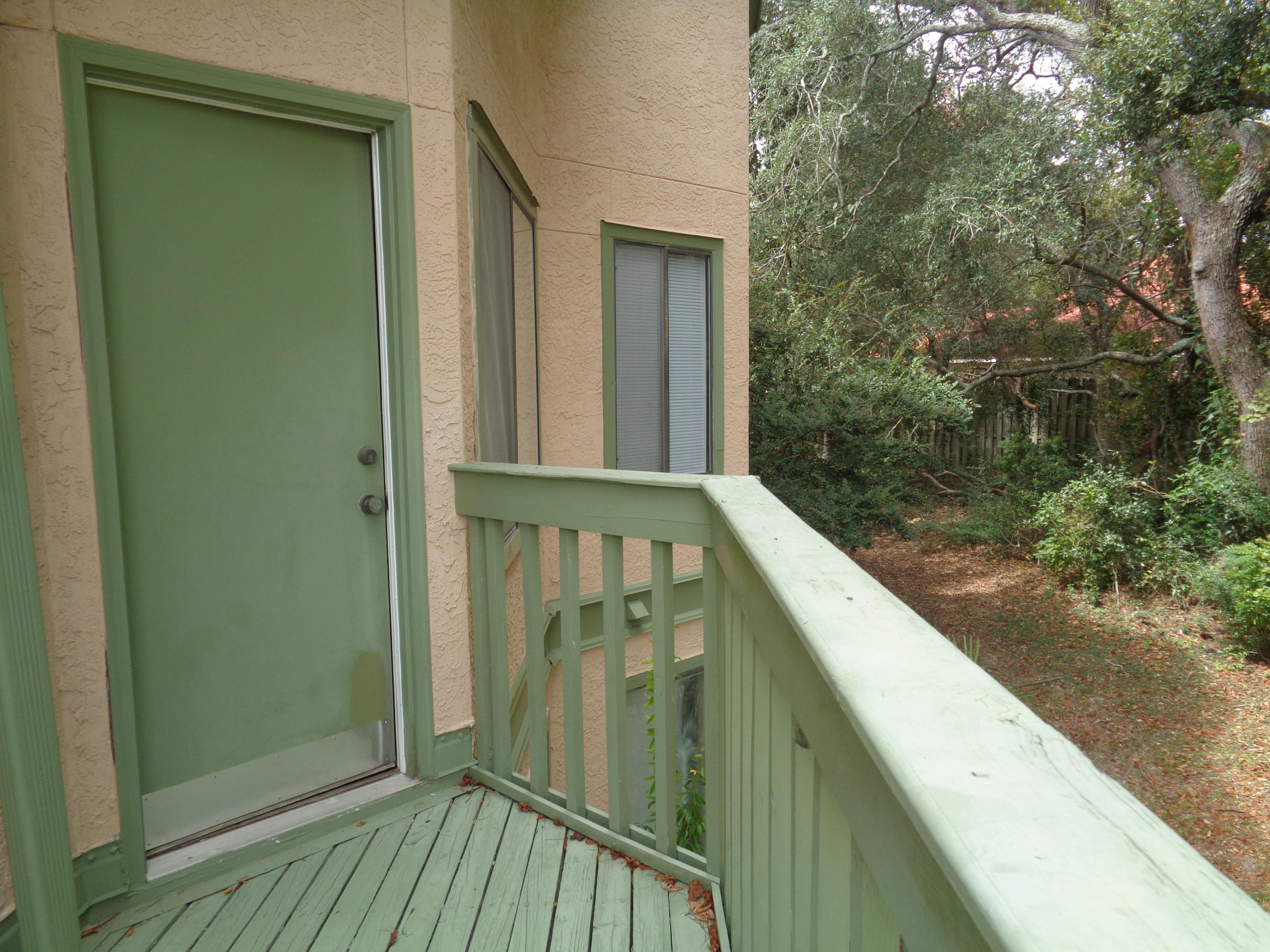 GARDEN OAKS CONDO - Residential Lease