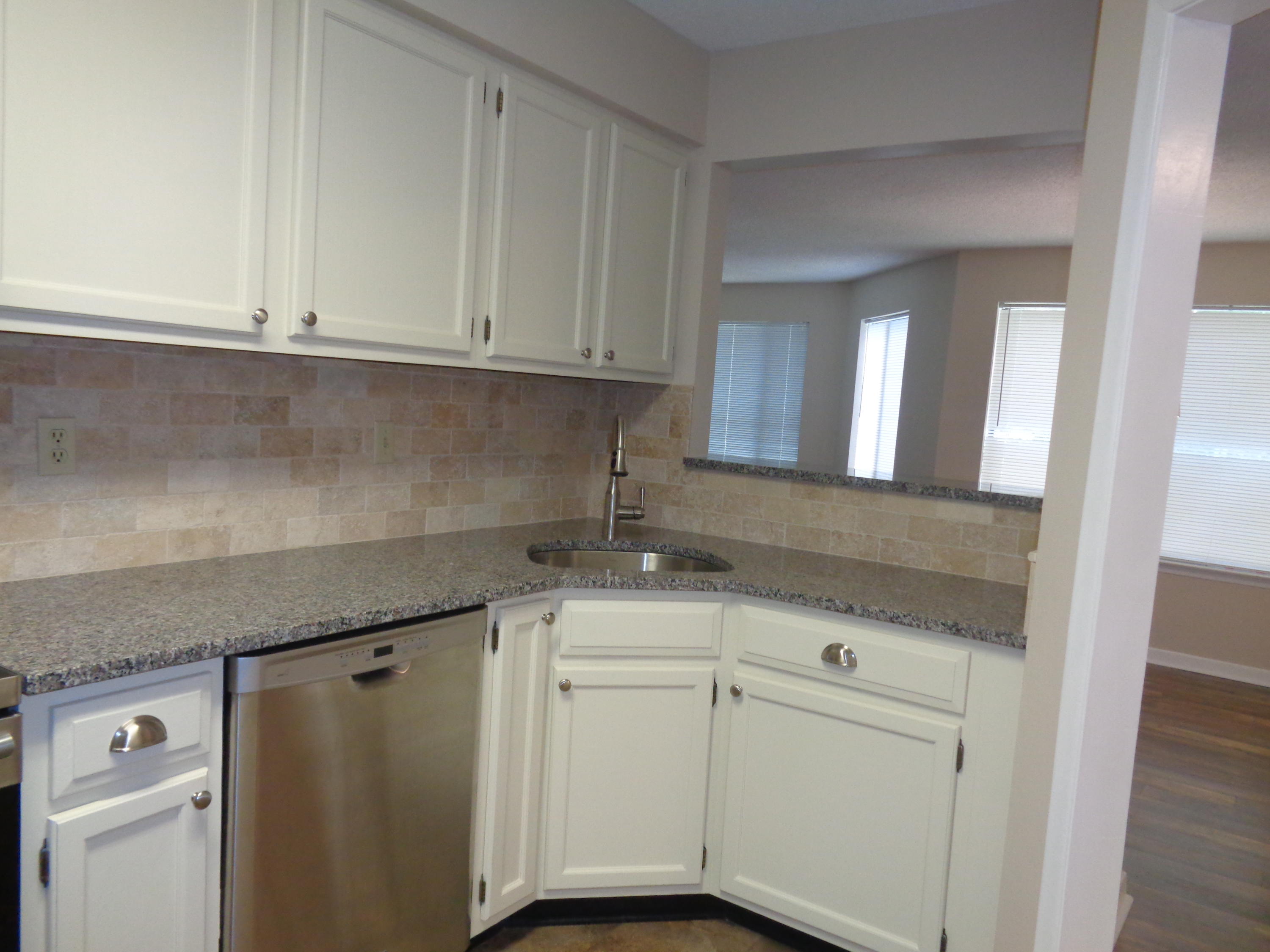 GARDEN OAKS CONDO - Residential Lease