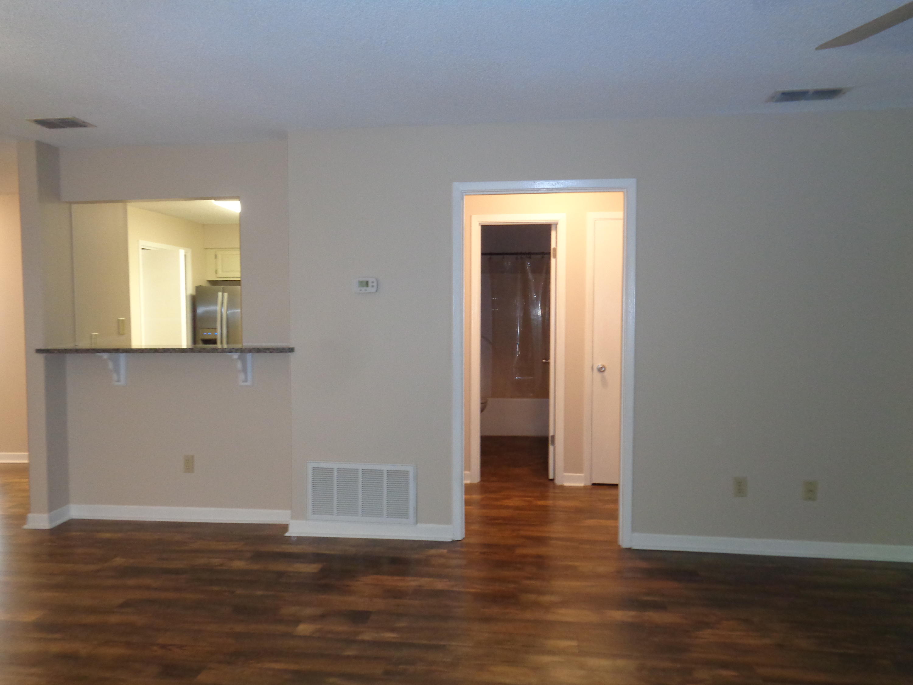 GARDEN OAKS CONDO - Residential Lease