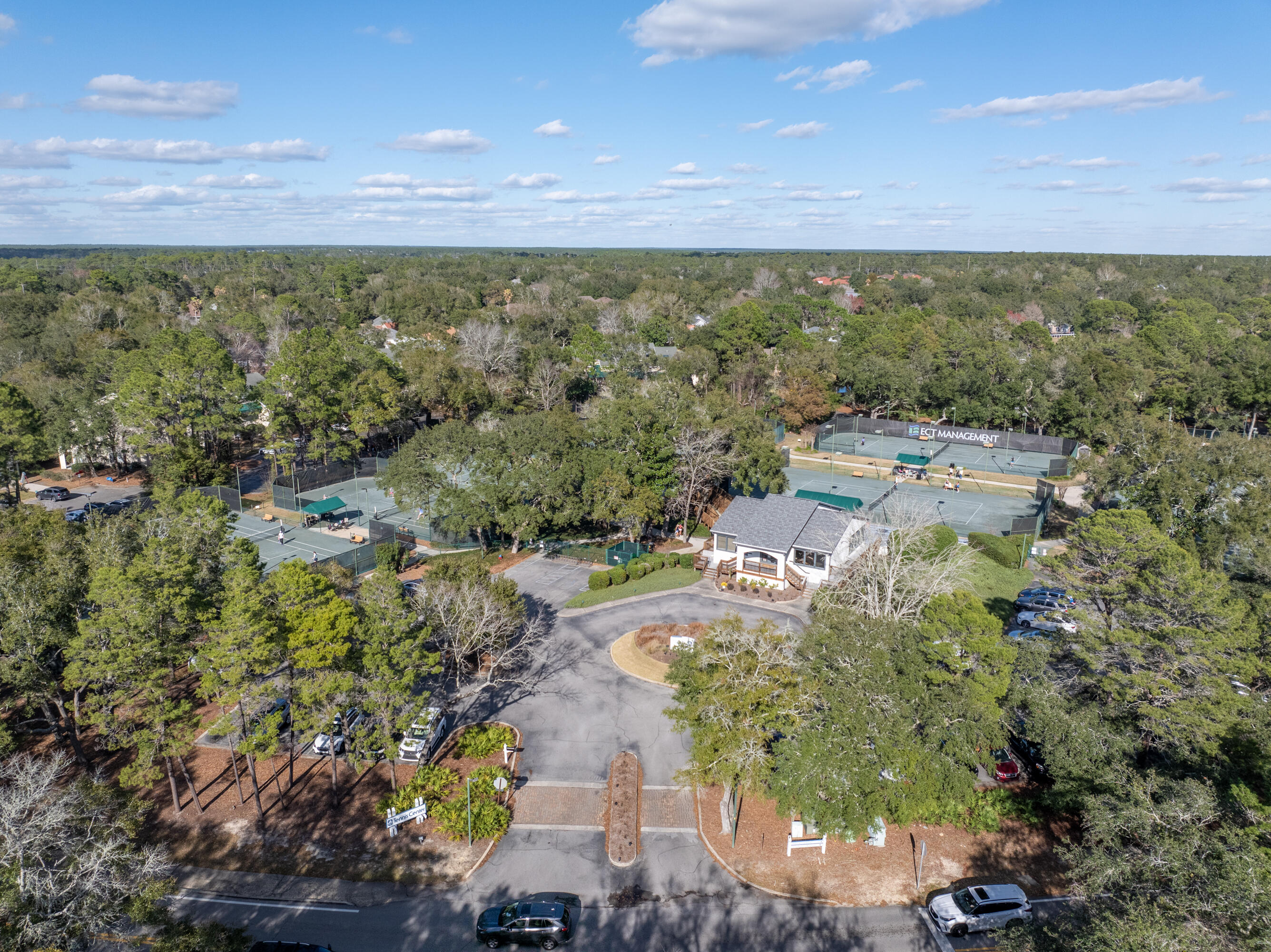 ROYAL OAK VILLAGE - Residential