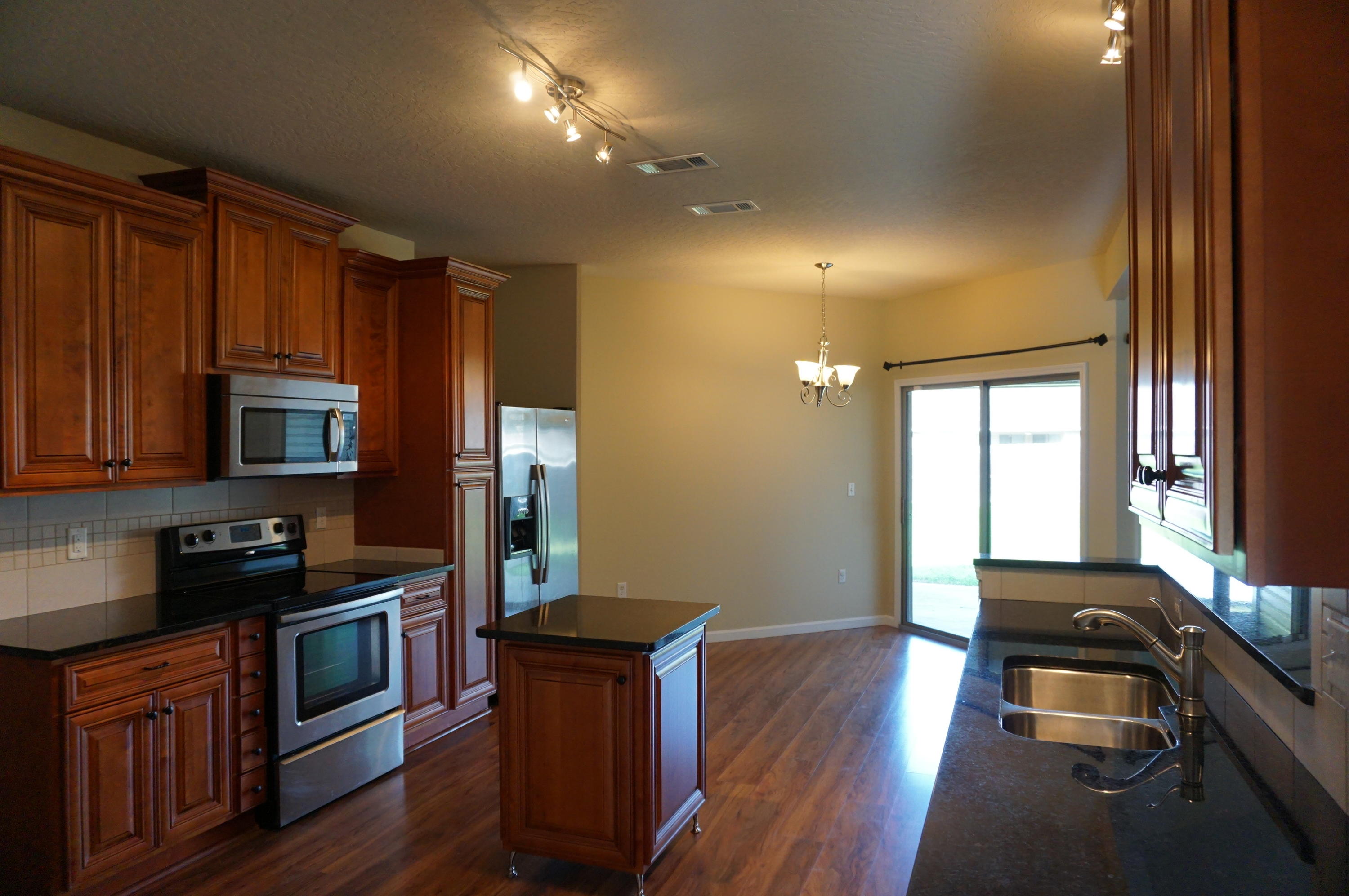 LEE FARMS PH III - Residential Lease