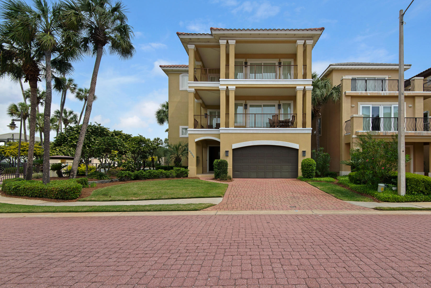 DESTINY BY THE SEA - Residential