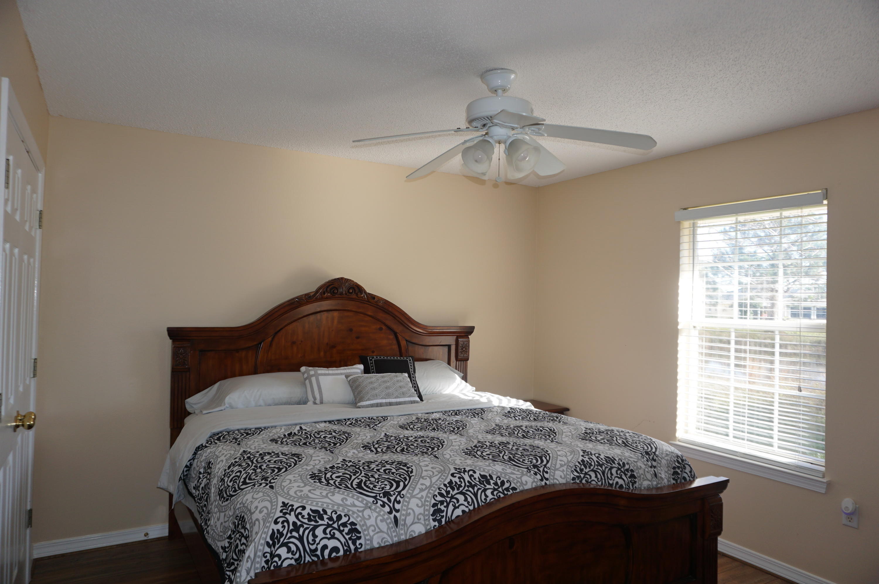 GARDEN HOMES AT BAYSIDE PHASE II - Residential Lease