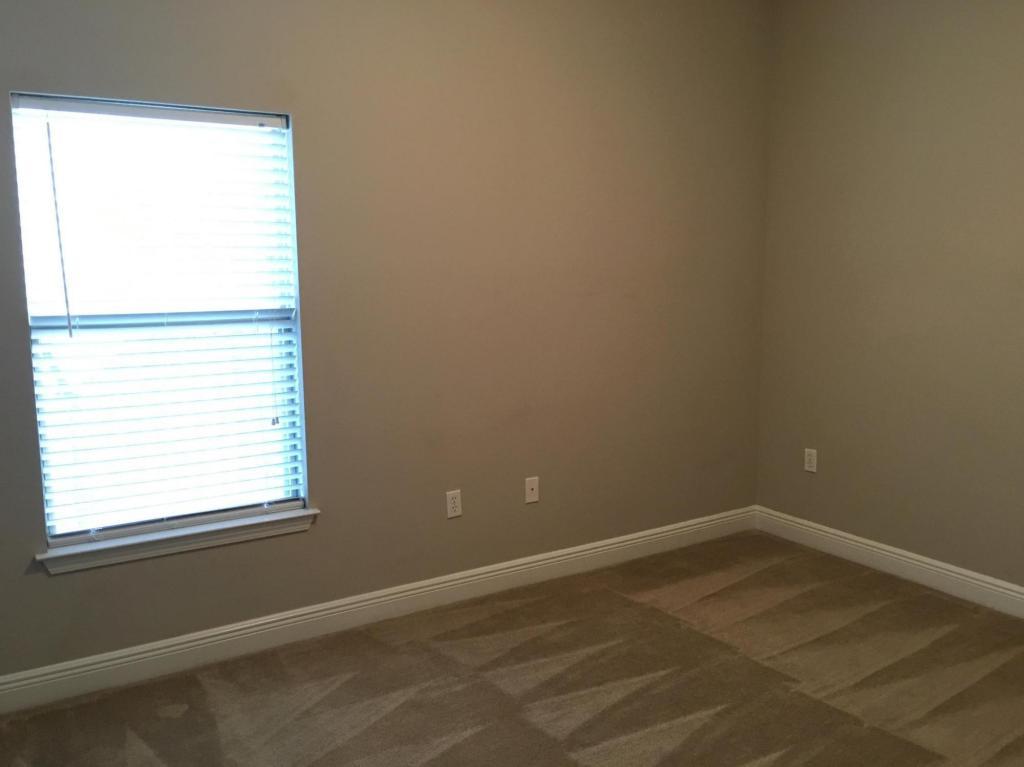 ROLLING RIDGE - Residential Lease