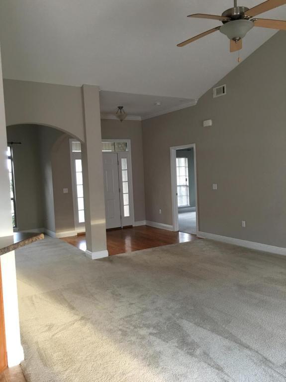 ROLLING RIDGE - Residential Lease