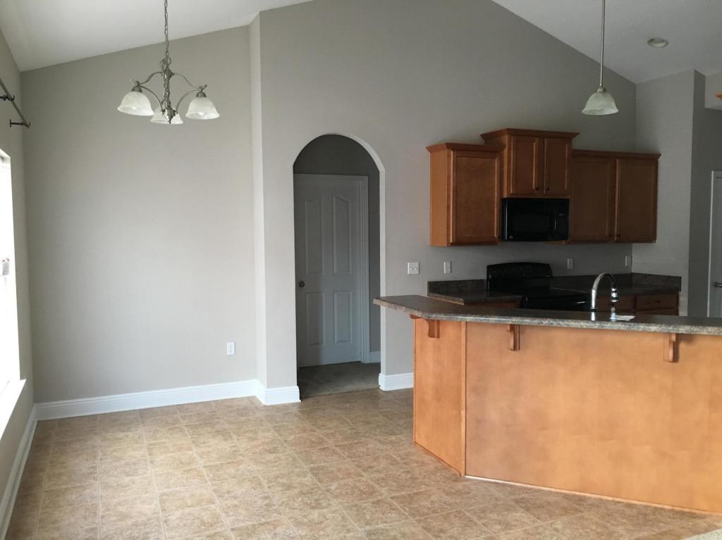 ROLLING RIDGE - Residential Lease
