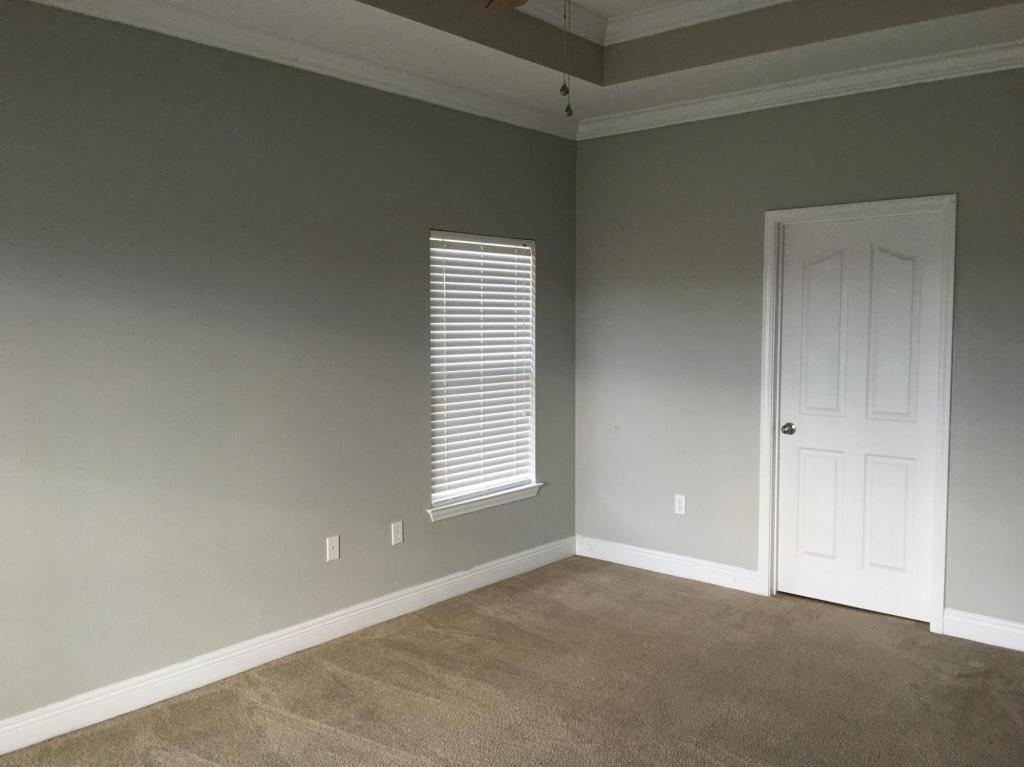 ROLLING RIDGE - Residential Lease