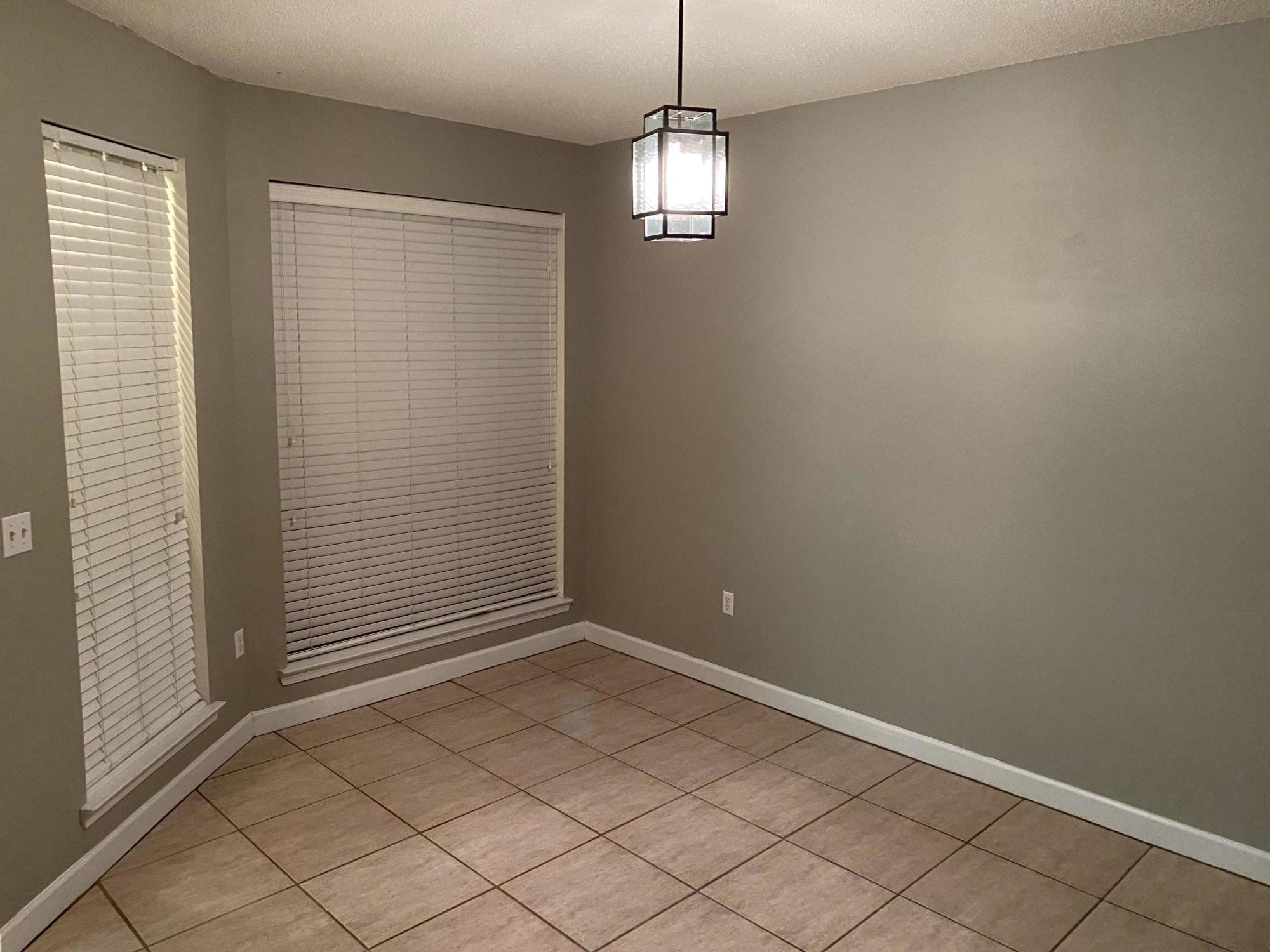 ESCADA - Residential Lease