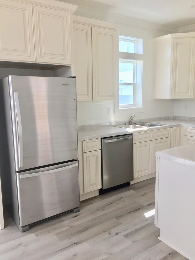 GULF SHORE MANOR - Residential