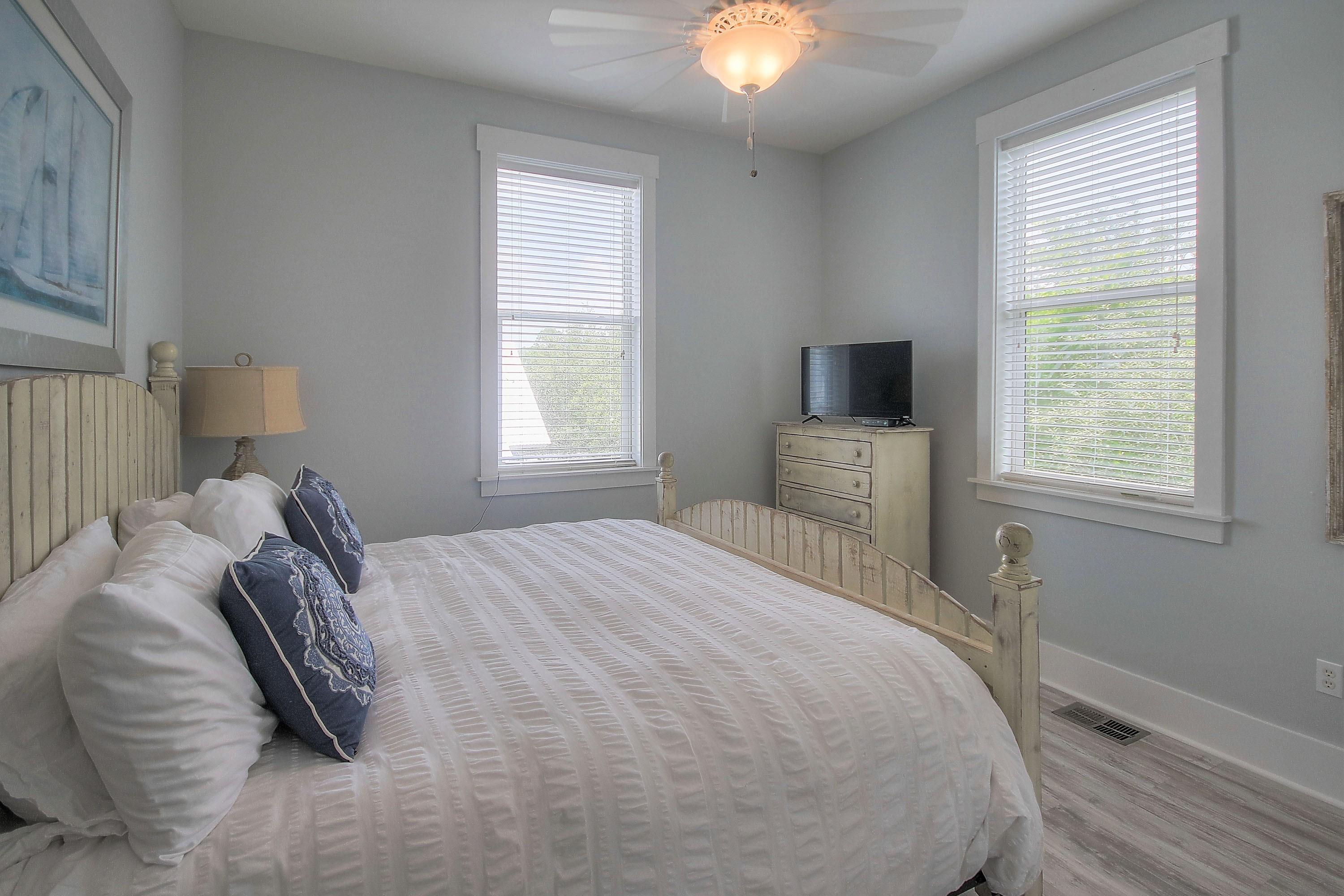 GULF SHORE MANOR - Residential