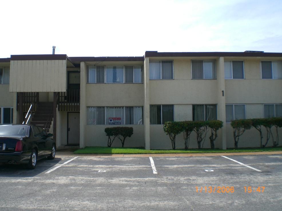 SEA PALM CONDO - Residential Lease