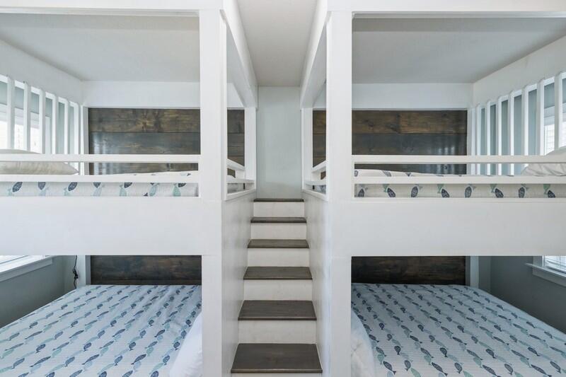 BY THE SEA - Residential