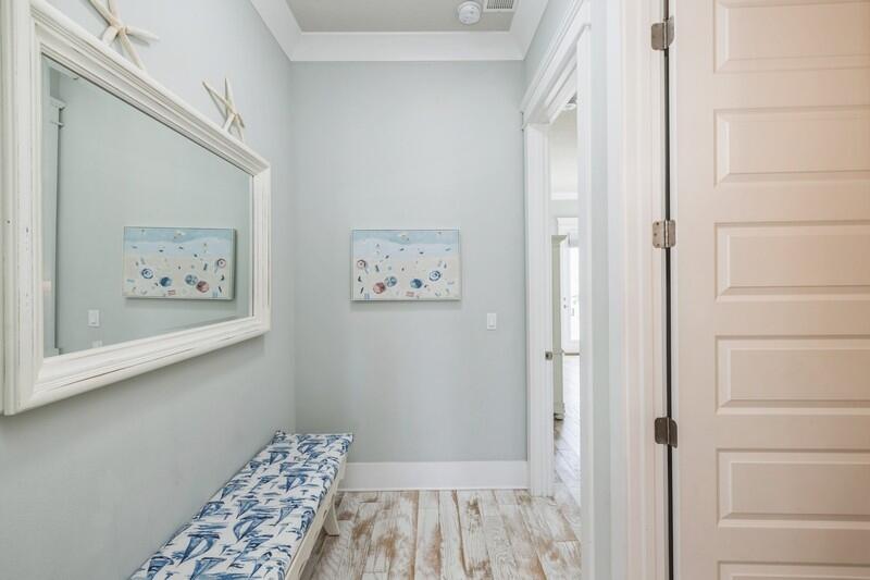 BY THE SEA - Residential