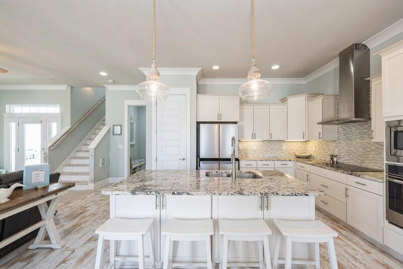 BY THE SEA - Residential