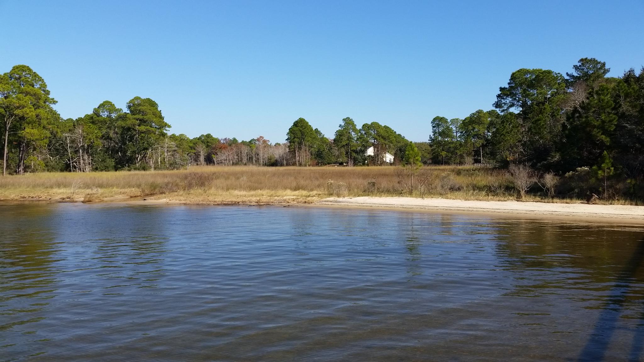 BAY HARBOUR - Land