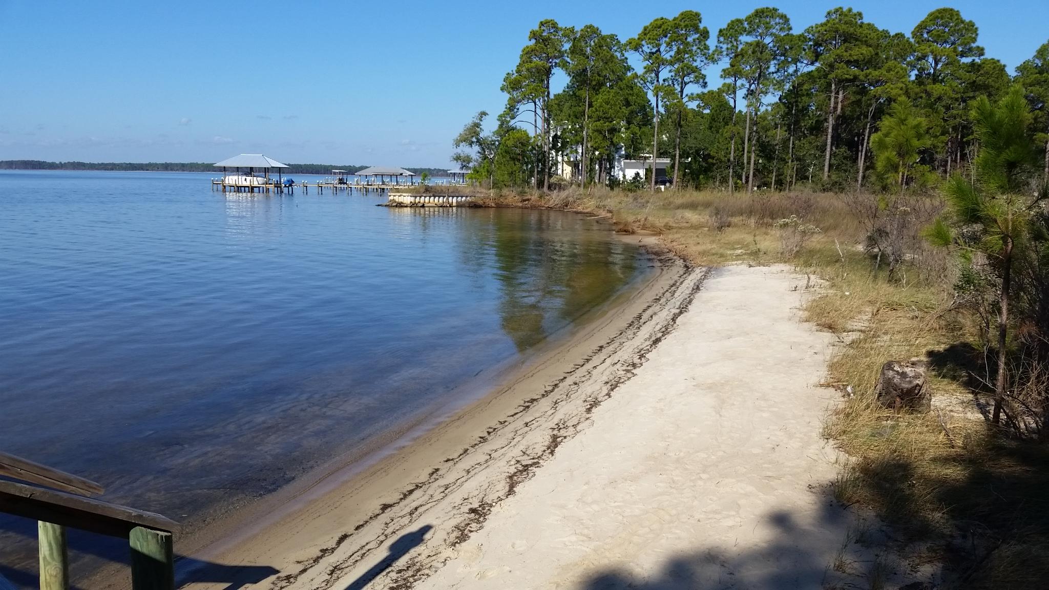 BAY HARBOUR - Land