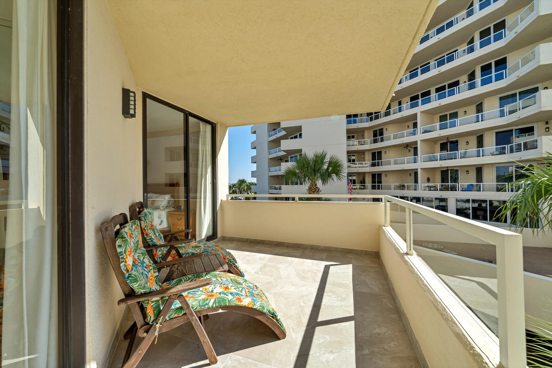 EAST PASS TOWERS CONDOMINIUM, PHASE 1 - Residential