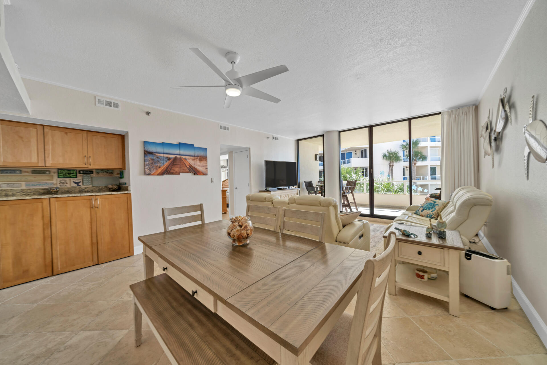 EAST PASS TOWERS CONDOMINIUM, PHASE 1 - Residential