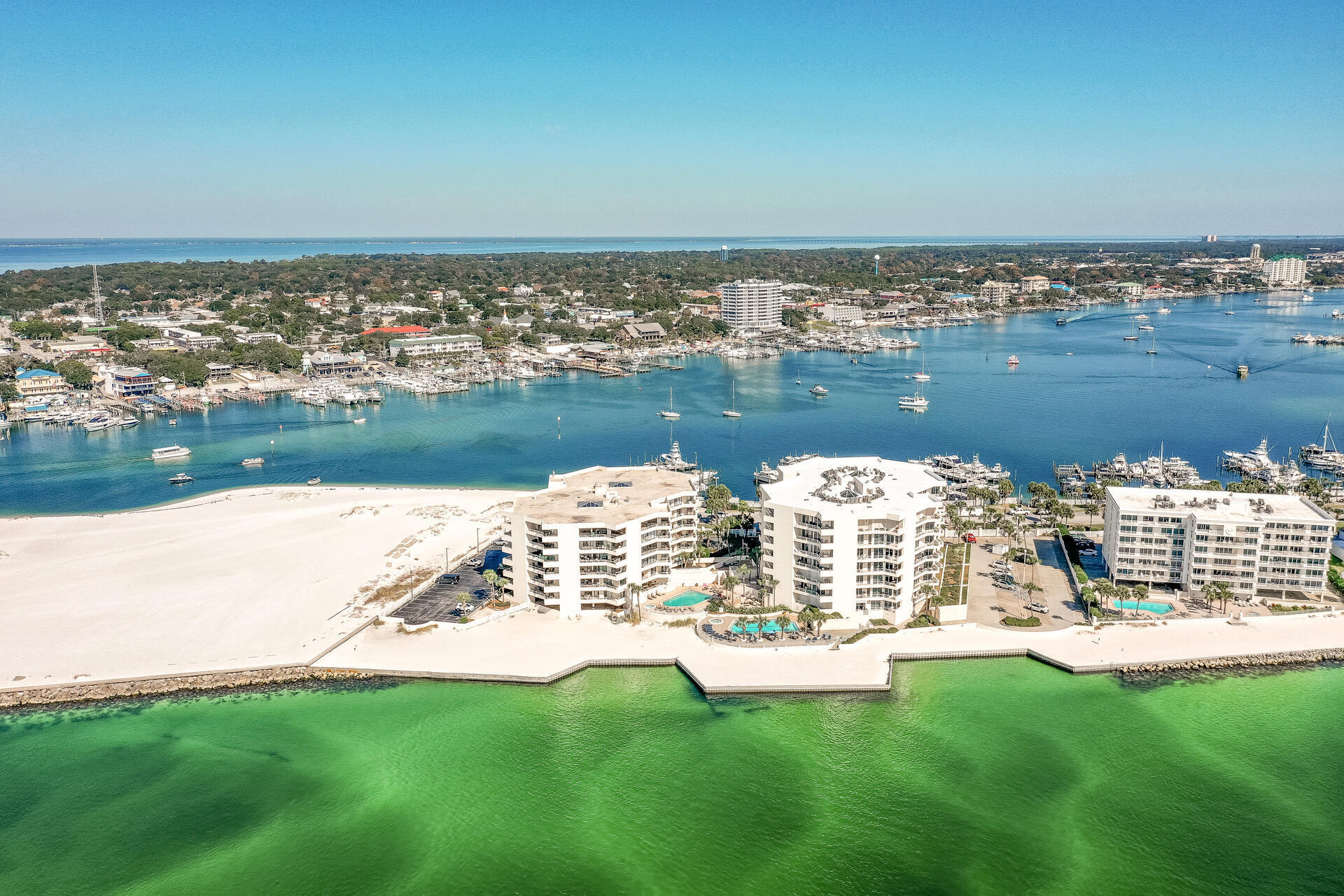 EAST PASS TOWERS CONDOMINIUM, PHASE 1 - Residential