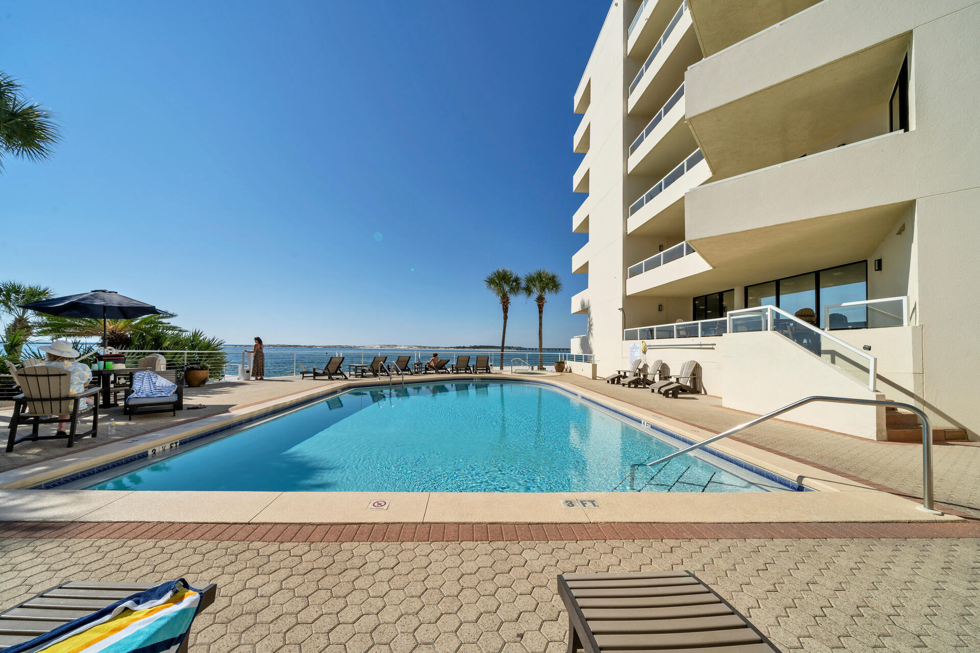EAST PASS TOWERS CONDOMINIUM, PHASE 1 - Residential