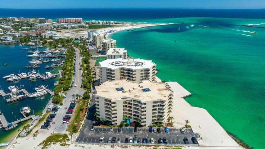 EAST PASS TOWERS CONDOMINIUM, PHASE 1 - Residential