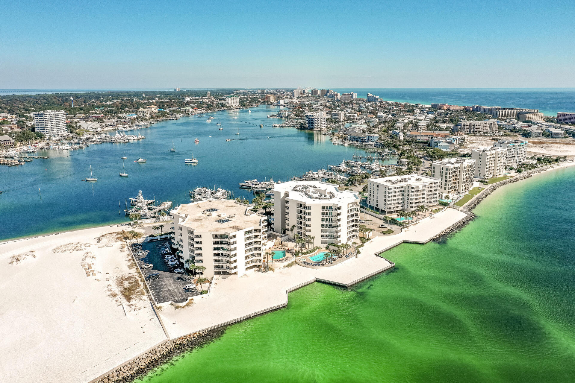EAST PASS TOWERS CONDOMINIUM, PHASE 1 - Residential