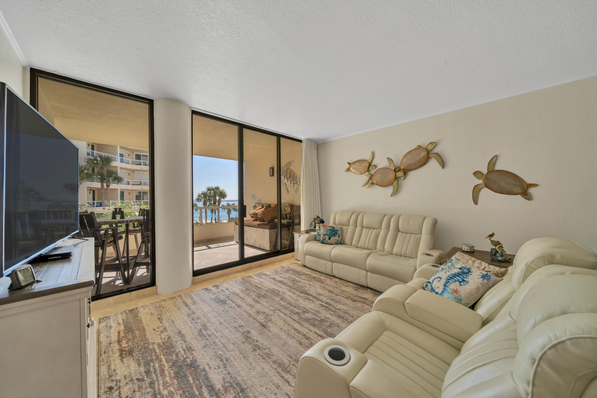 EAST PASS TOWERS CONDOMINIUM, PHASE 1 - Residential