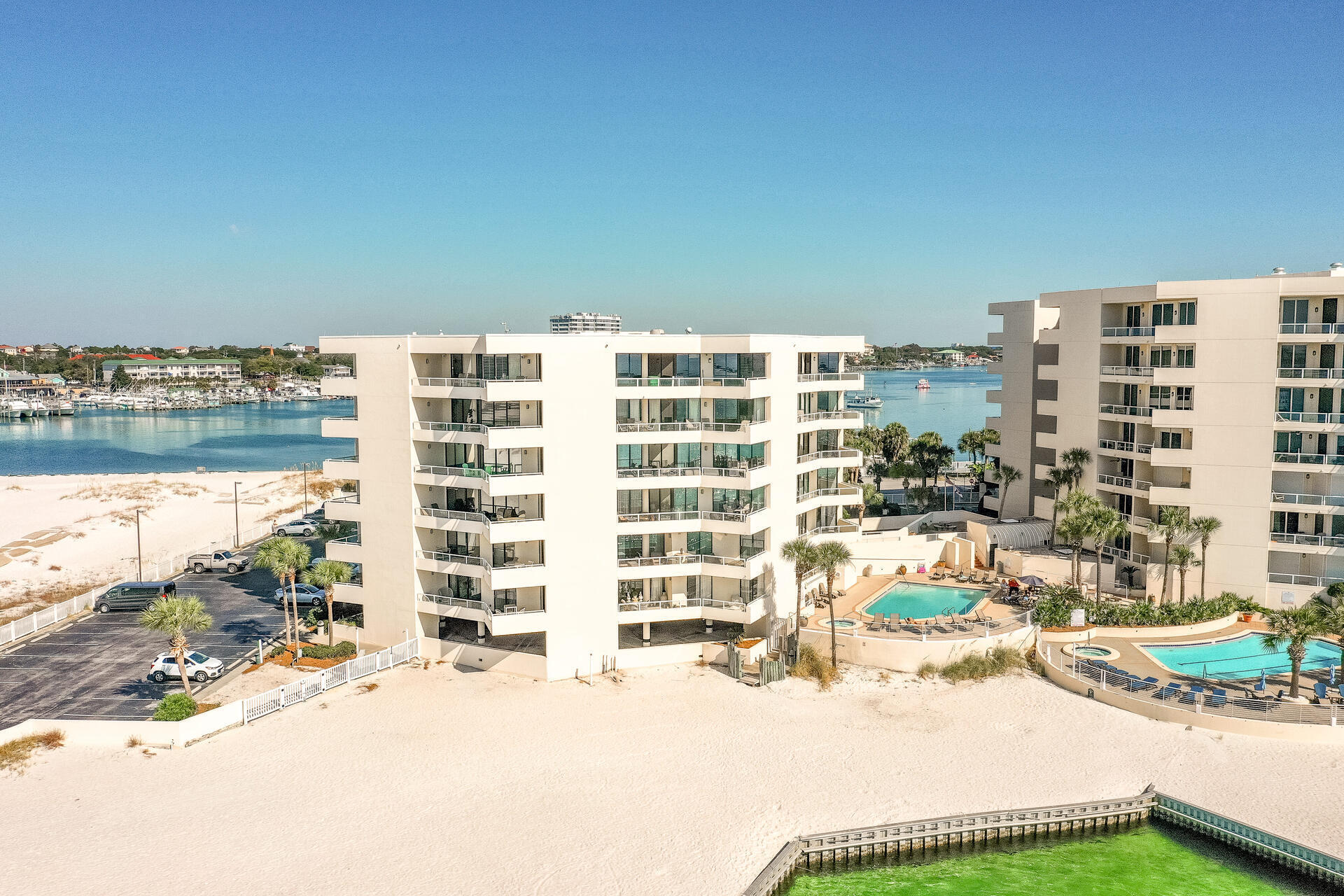 EAST PASS TOWERS CONDOMINIUM, PHASE 1 - Residential