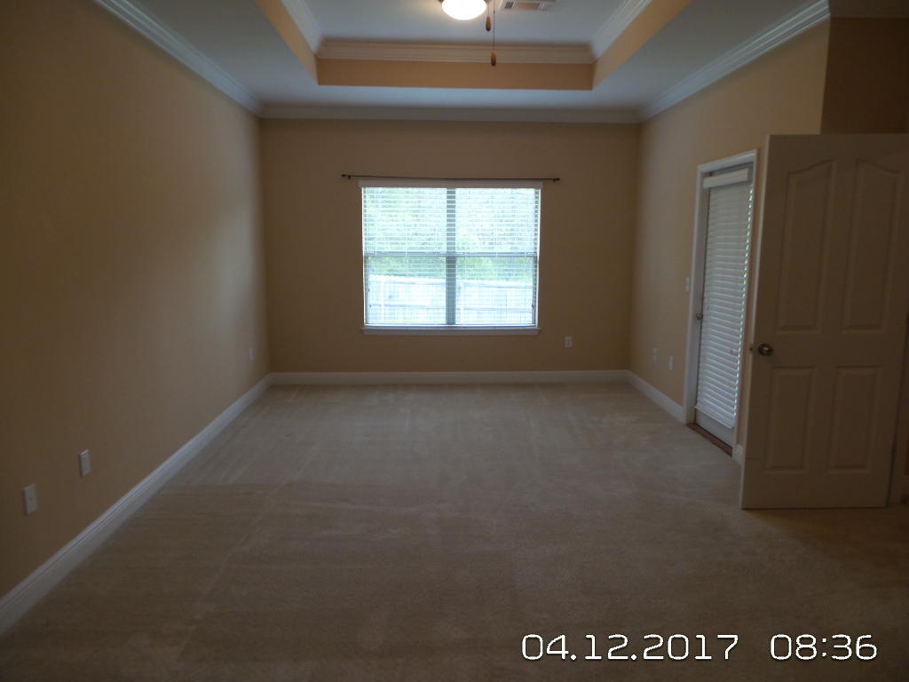 ROLLING RIDGE - Residential Lease