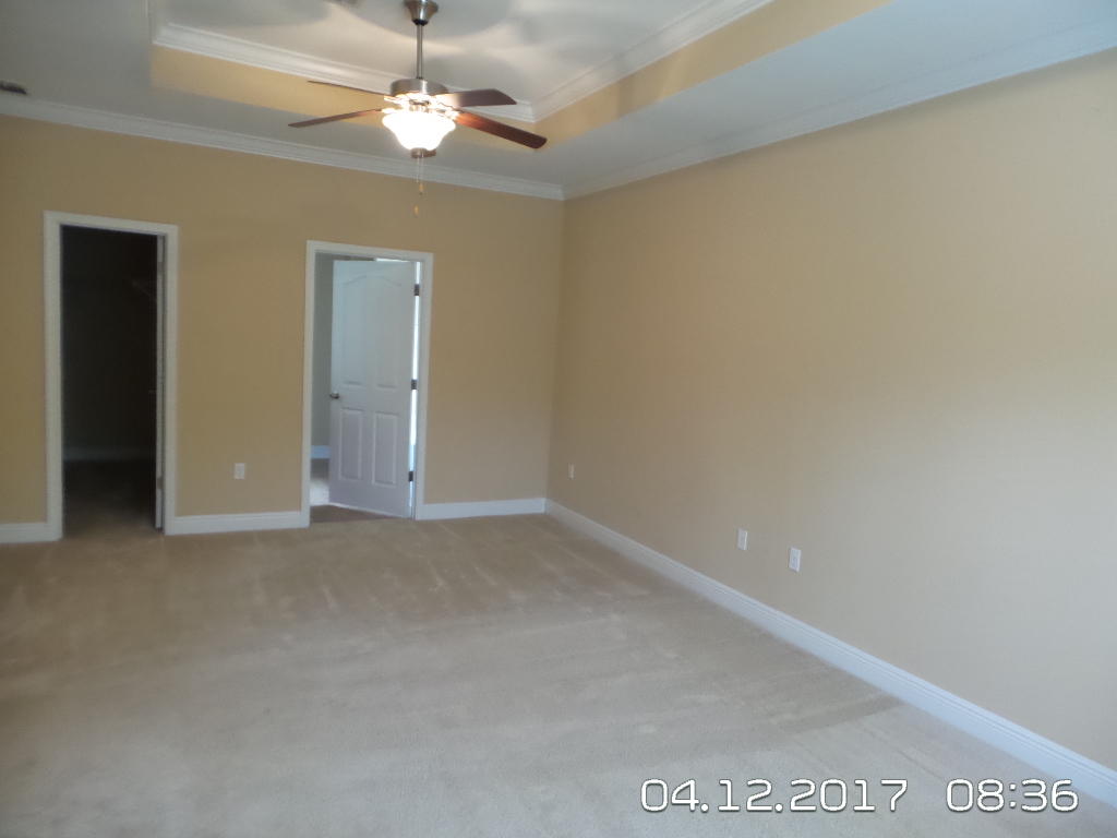 ROLLING RIDGE - Residential Lease
