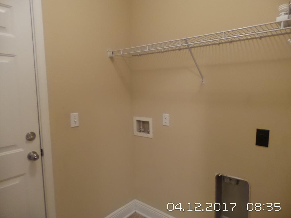 ROLLING RIDGE - Residential Lease