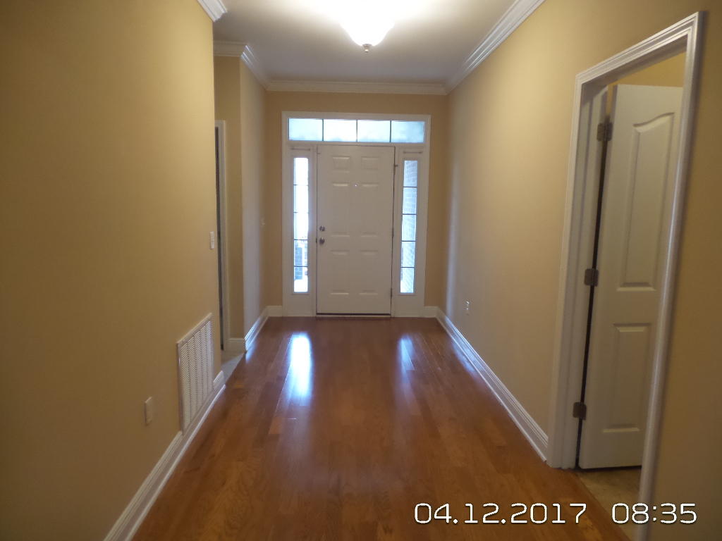 ROLLING RIDGE - Residential Lease