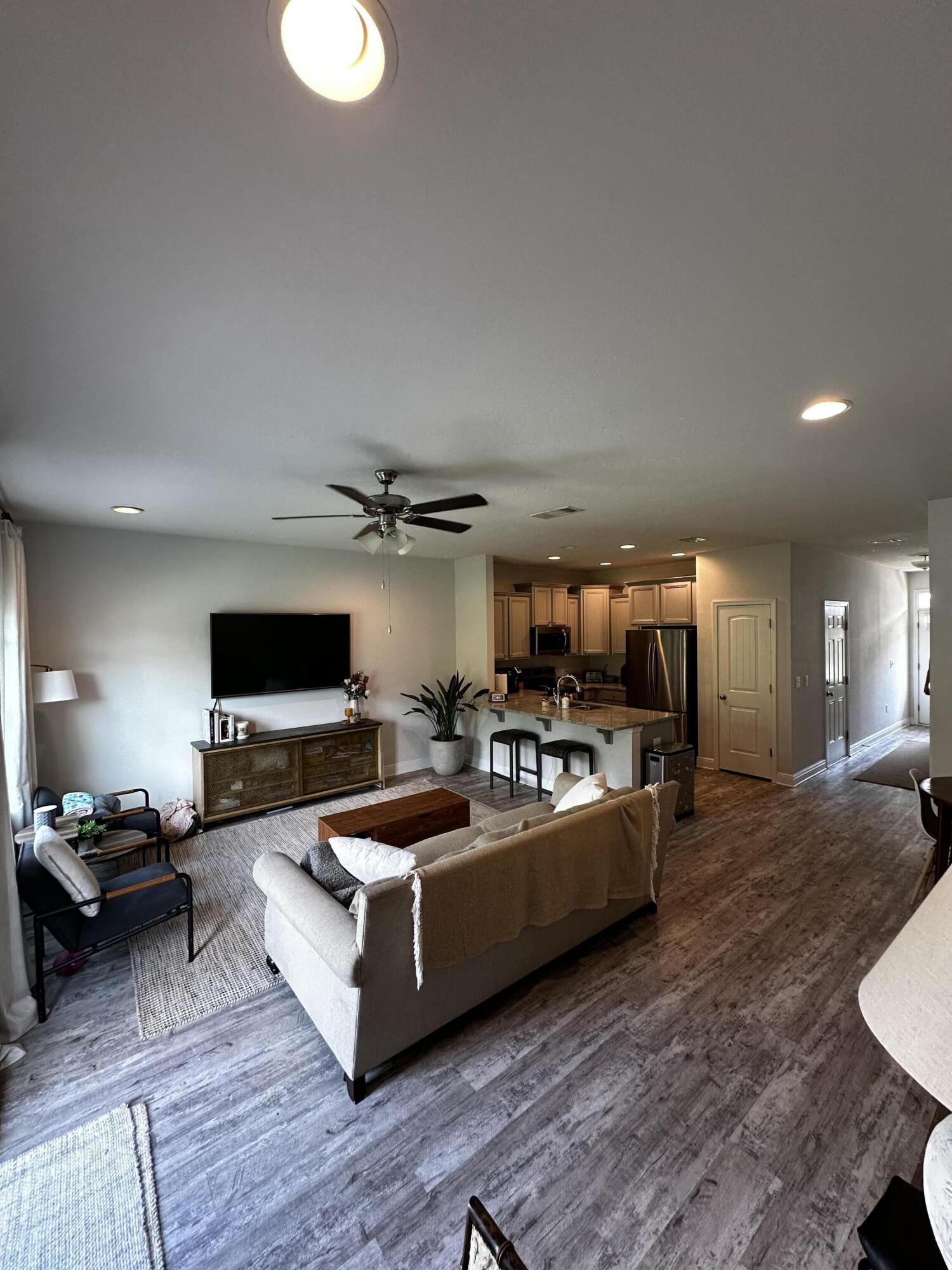 Crossing Lane - Residential Lease