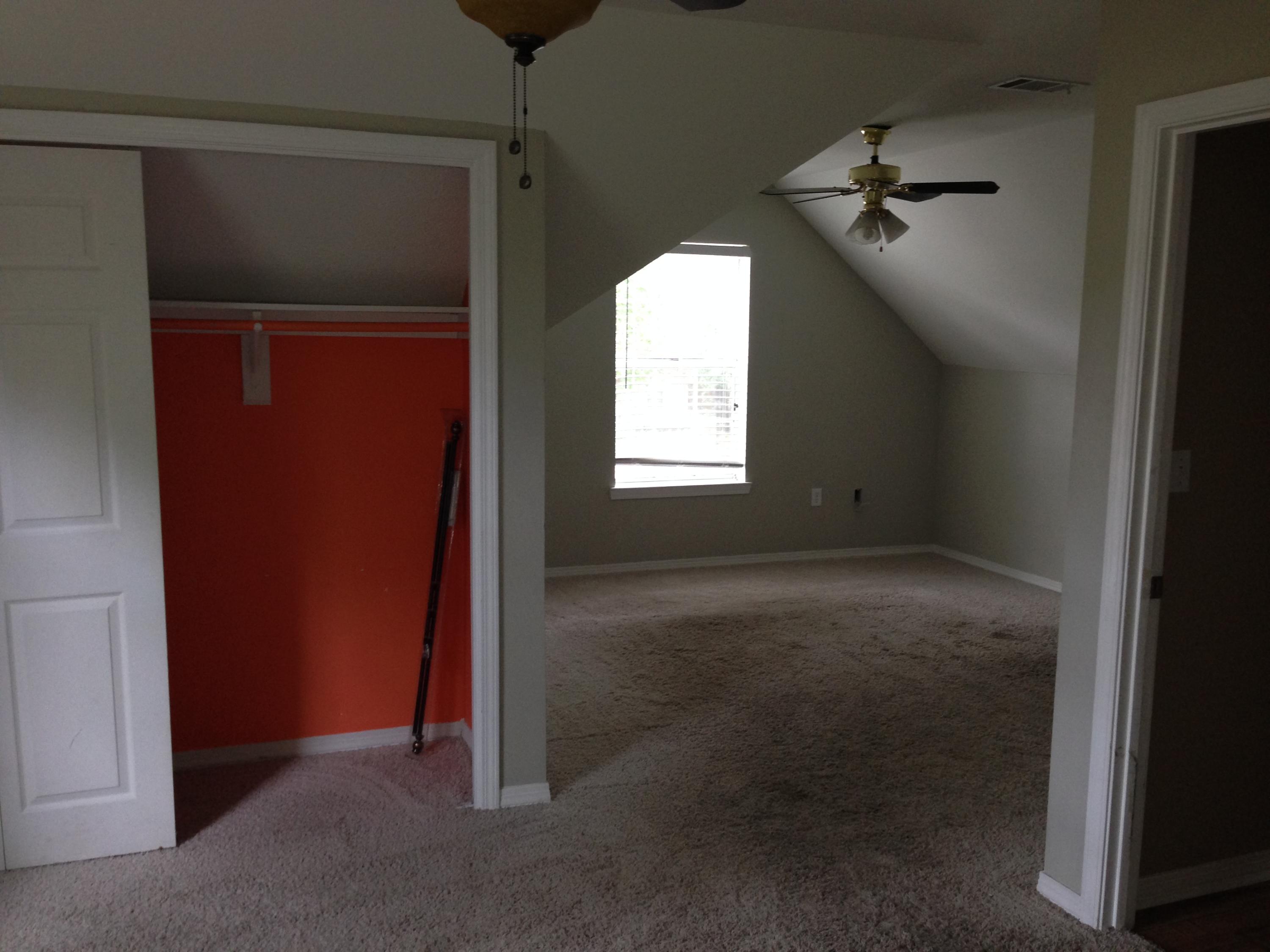 ROYAL OAKS S/D - Residential Lease