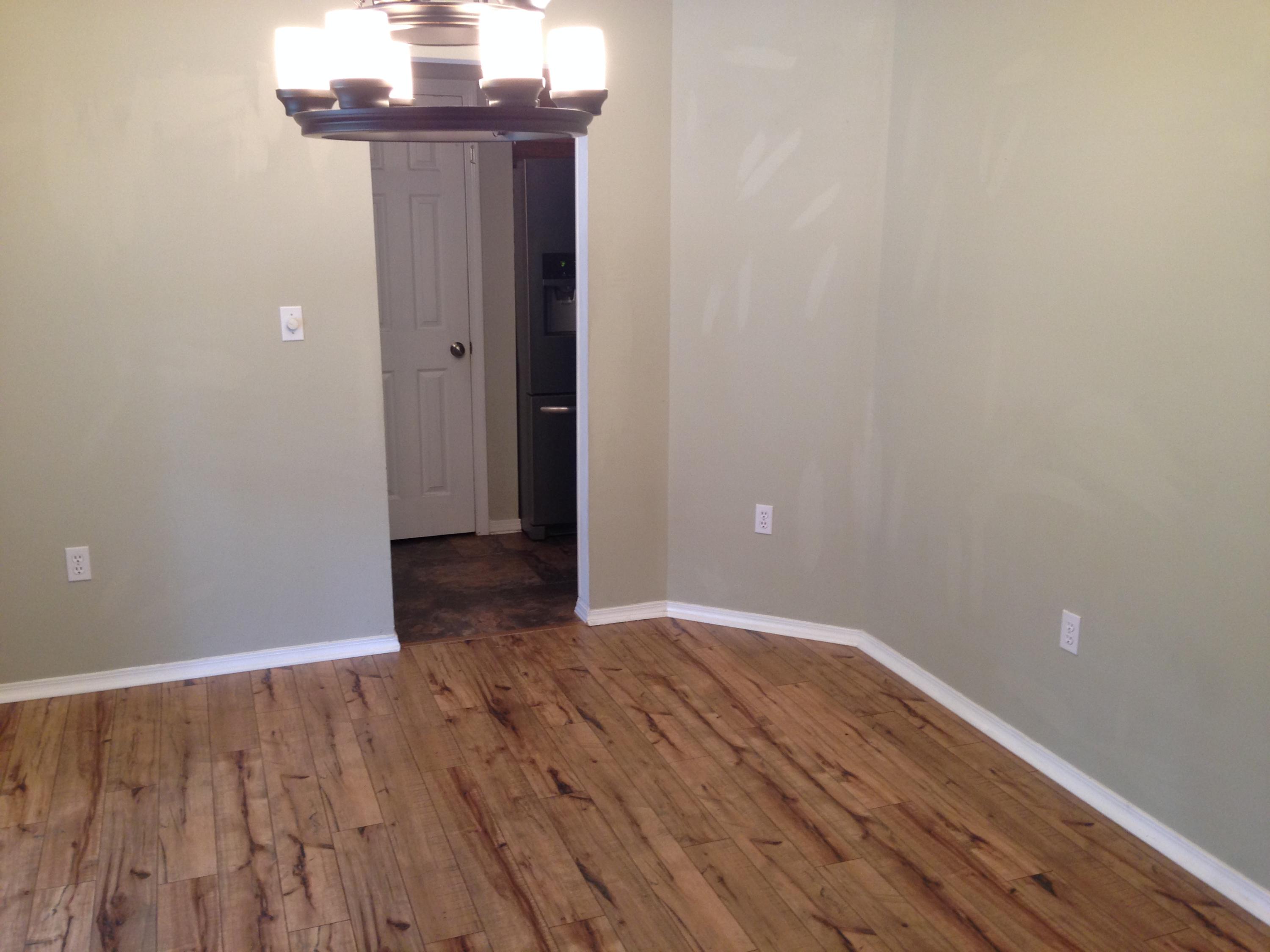 ROYAL OAKS S/D - Residential Lease