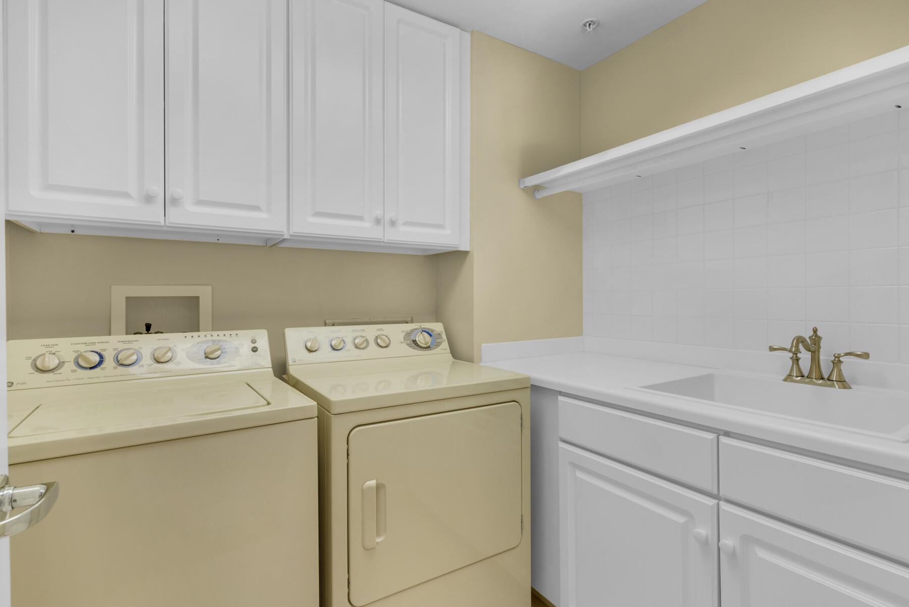 ST. THOMAS AT SILVER SHELLS - Residential