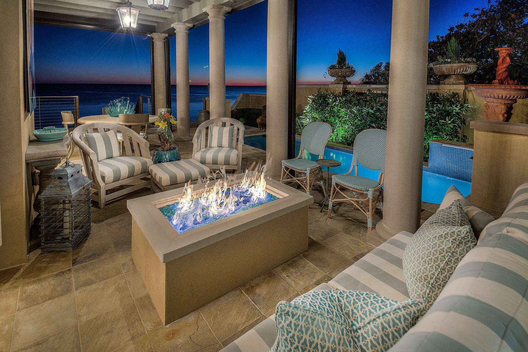 RETREAT THE - Residential