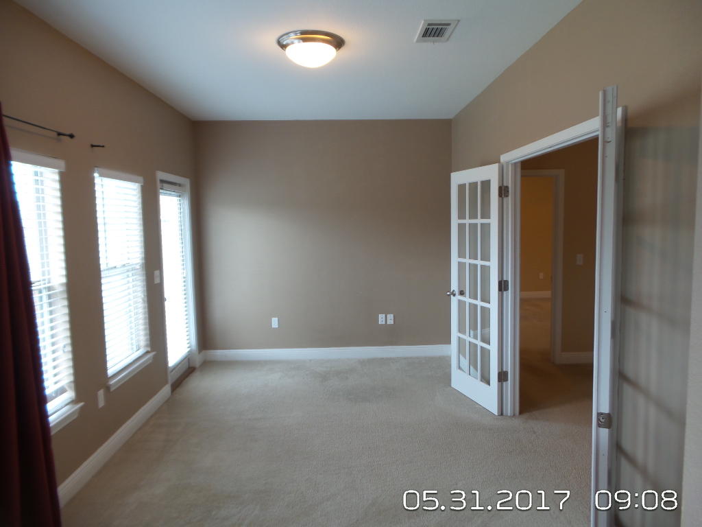 ROLLING RIDGE - Residential Lease