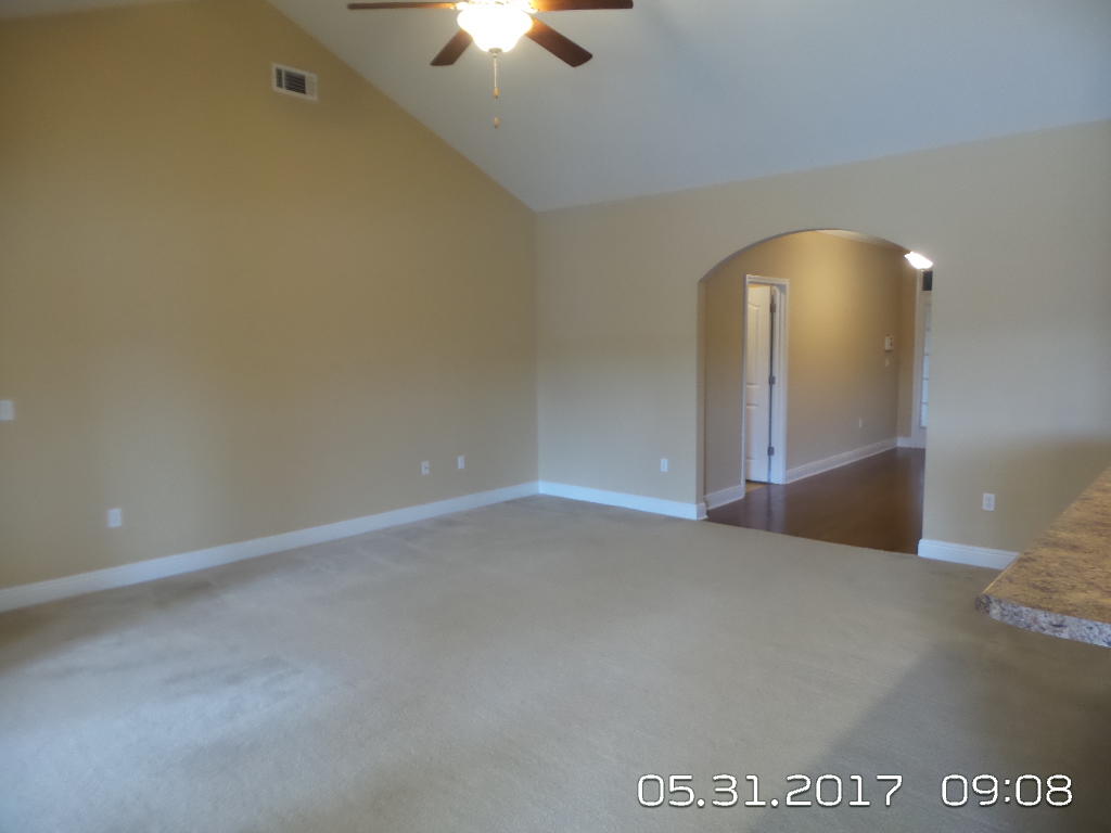 ROLLING RIDGE - Residential Lease