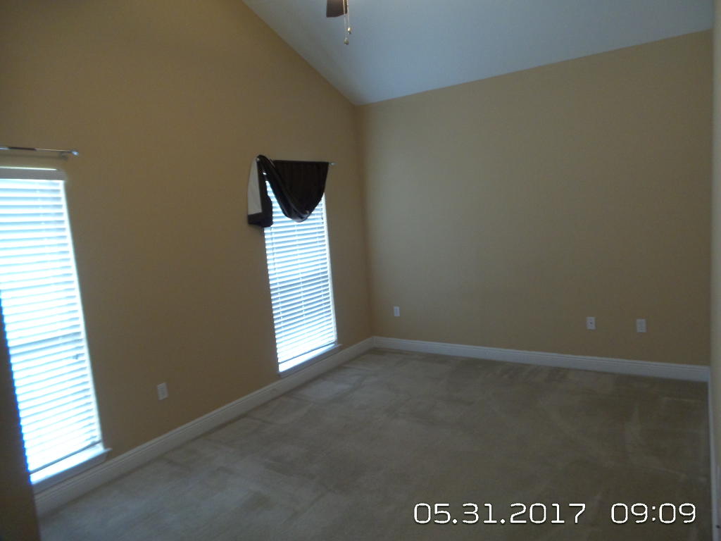 ROLLING RIDGE - Residential Lease