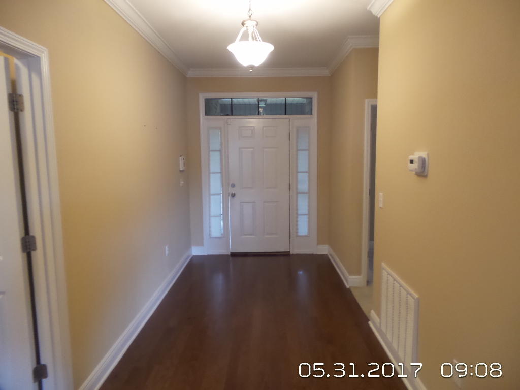 ROLLING RIDGE - Residential Lease