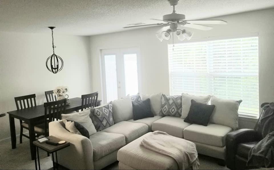 ROLLING PINES - Residential Lease