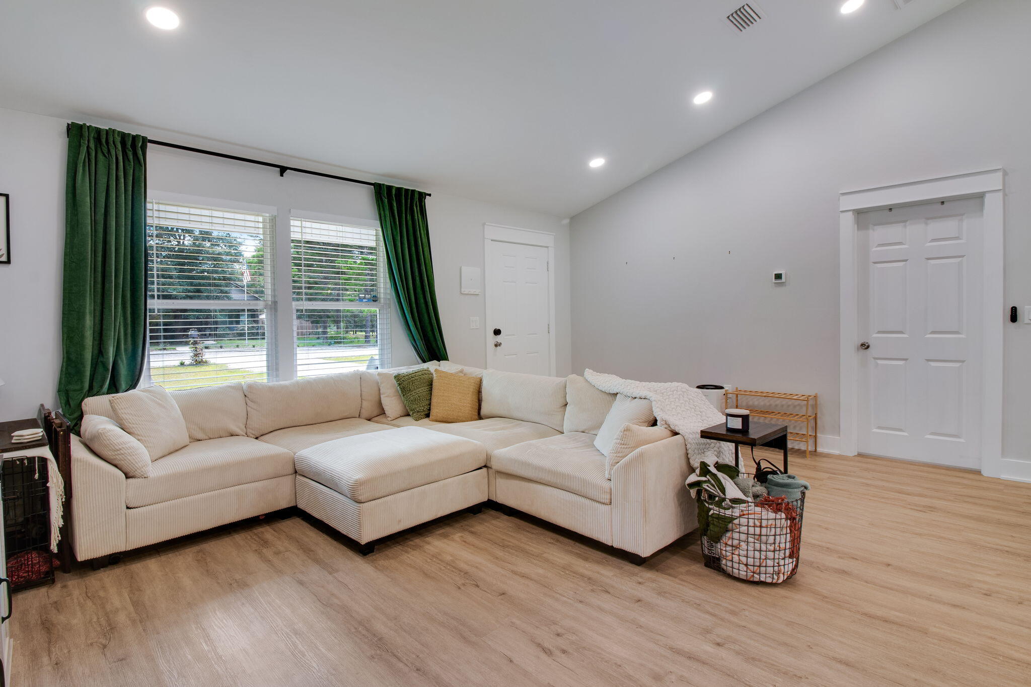 OAKWOOD HILLS UNIT 1 - Residential