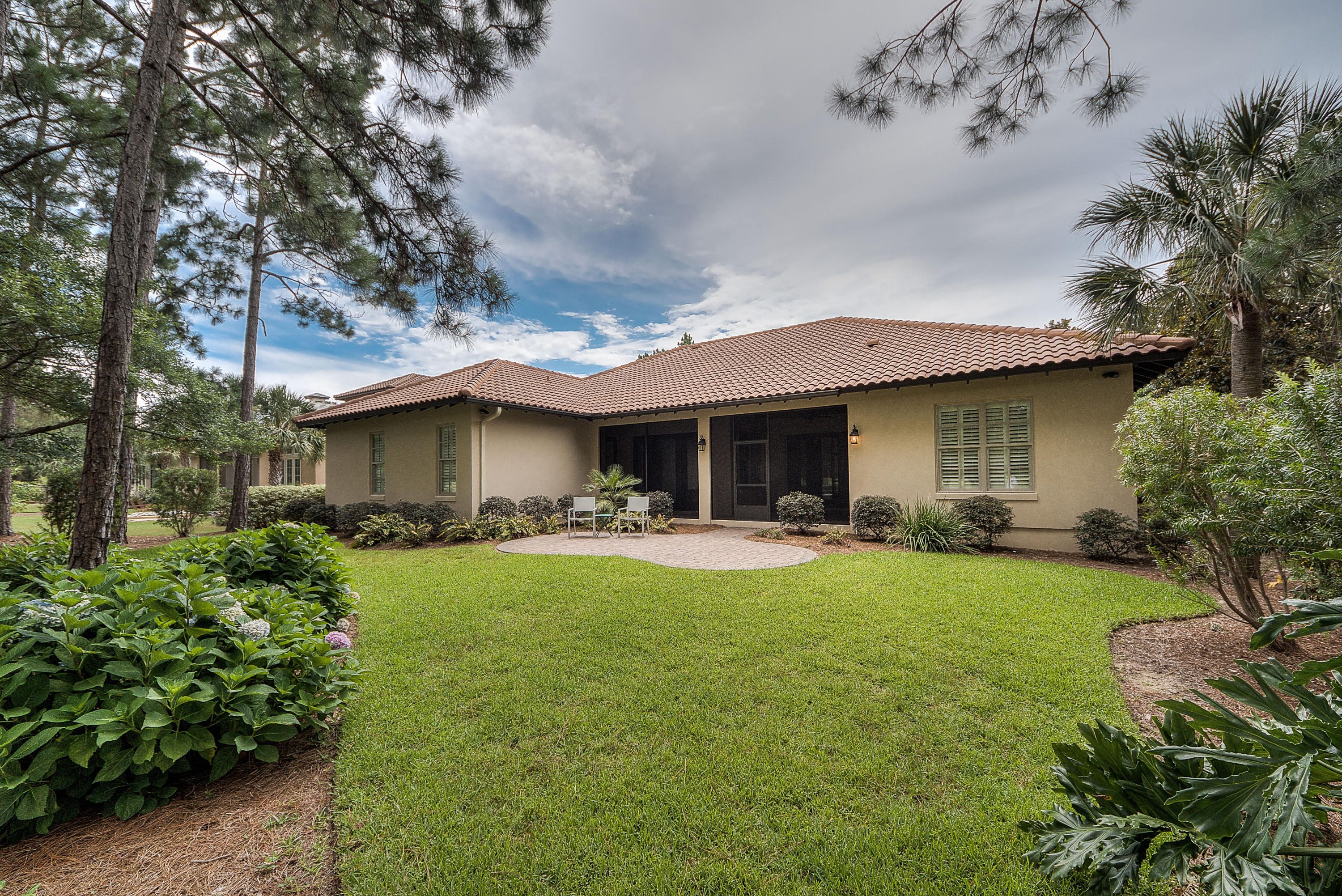 BURNT PINE - Residential Lease