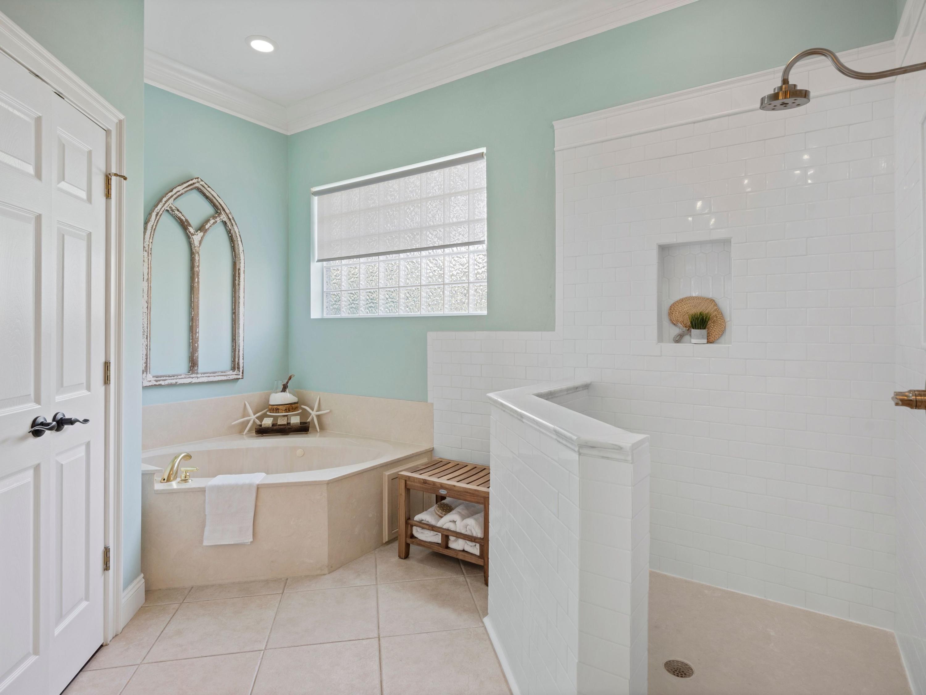 Regatta Bay - Residential